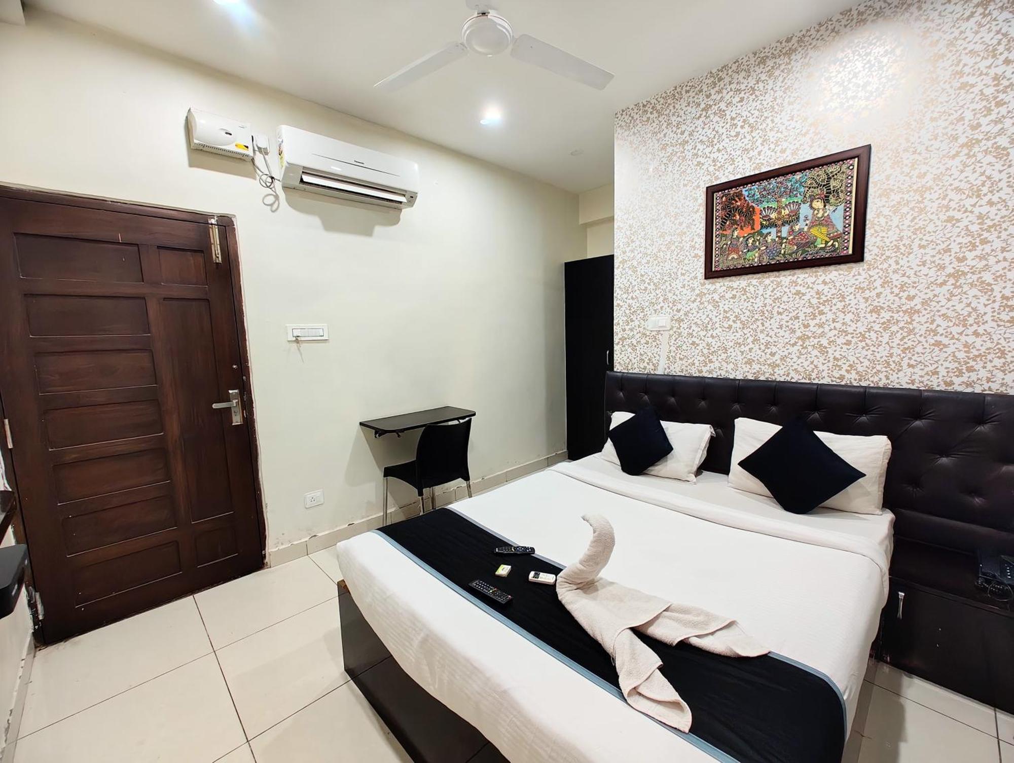 Hotel Grandview Kondapur  Exterior photo