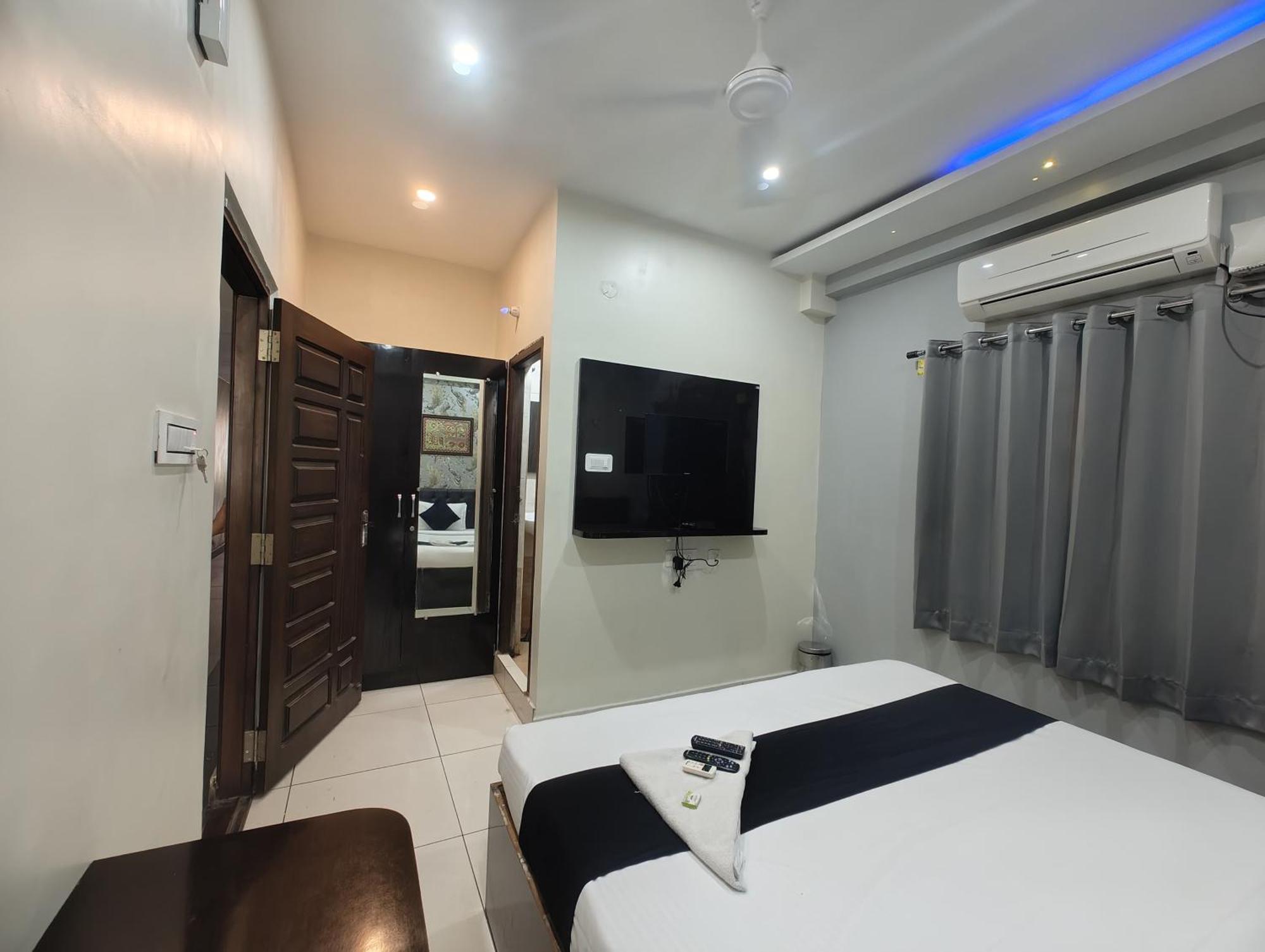 Hotel Grandview Kondapur  Exterior photo
